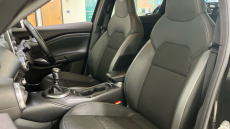 Nissan Juke 1.0 DiG-T 114 N-Connecta 5dr Petrol Hatchback